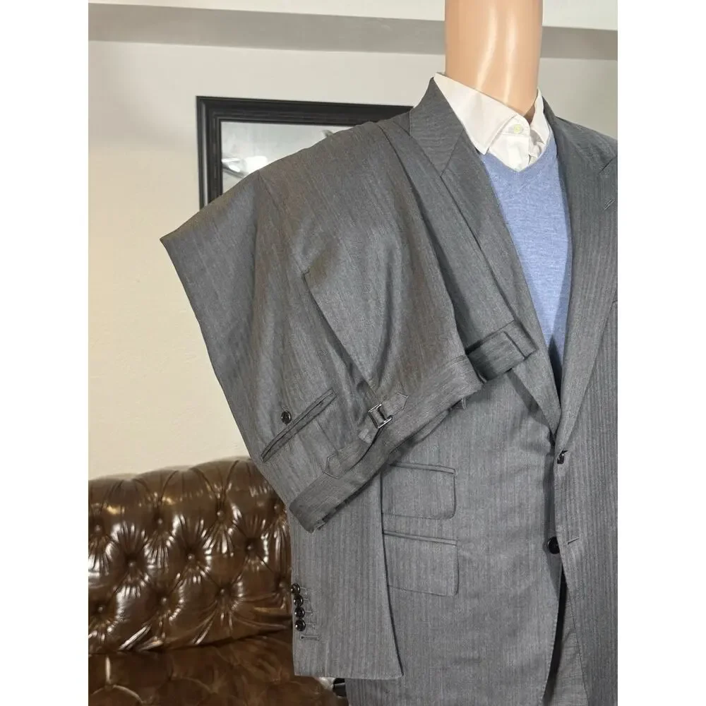 Tom Ford Herringbone Gray Wool 2Pc Suit Windsor Peak Lapel 52R 42R US 35x31 New